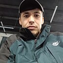 Знакомства: Улугбек, 32 года, Уренгой