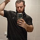 Знакомства: Виктор, 25 лет, Екатеринбург