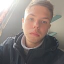 Знакомства: Владислав, 21 год, Симферополь