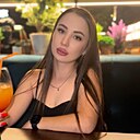 Знакомства: Элеонора, 22 года, Армавир