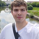 Знакомства: Евгений, 22 года, Екатеринбург