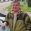 Знакомства: Максим, 33 года, Отрадная