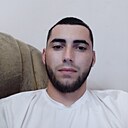 Знакомства: Юра, 27 лет, Мукачево