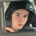 Знакомства: Максим, 18 лет, Орехово-Зуево