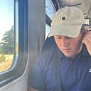 Знакомства: Ваня, 23 года, Симферополь