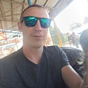 Знакомства: Роман, 32 года, Междуреченск