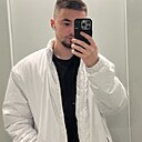 Знакомства: Георгий, 24 года, Сыктывкар