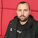 Знакомства: Евгений, 34 года, Омск