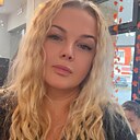 Знакомства: Юлия, 70 лет, Москва