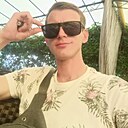 Знакомства: Олег, 33 года, Харьков