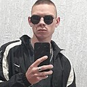 Знакомства: Максим, 23 года, Калинковичи