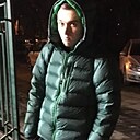 Знакомства: Илья, 25 лет, Москва