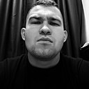 Знакомства: Артем, 24 года, Симферополь