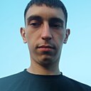 Знакомства: Кирилл, 21 год, Кемерово