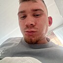 Знакомства: Максим, 23 года, Могилев