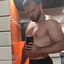 Знакомства: Олег, 33 года, Ужгород