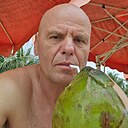 Знакомства: Мишаня, 27 лет, Каменск-Шахтинский