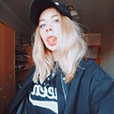 Знакомства: Вика, 20 лет, Санкт-Петербург