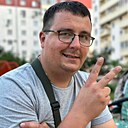 Знакомства: Виктор, 33 года, Геленджик