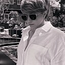 Знакомства: Елена, 44 года, Тюмень