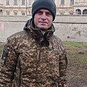 Знакомства: Максим, 39 лет, Миргород