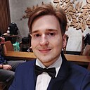 Знакомства: Гриша, 26 лет, Москва