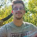 Знакомства: Родион, 23 года, Серов