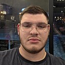 Знакомства: Валера, 22 года, Хабаровск