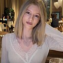 Знакомства: Арина, 18 лет, Воронеж