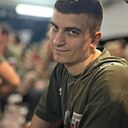 Знакомства: Влад, 25 лет, Москва