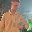 Знакомства: Дмитрий, 22 года, Сальск