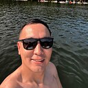 Знакомства: Макс, 32 года, Нефтеюганск