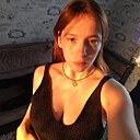 Знакомства: Викуля, 20 лет, Екатеринбург