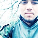 Знакомства: Арсений, 31 год, Луганск