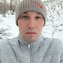 Знакомства: Виктор, 28 лет, Караганда