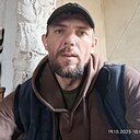 Знакомства: Олег, 41 год, Новый Буг