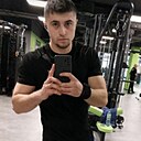 Знакомства: Евгений, 29 лет, Познань