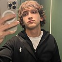 Знакомства: Андрей, 18 лет, Красноярск