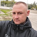 Знакомства: Игорь, 28 лет, Нижнегорский