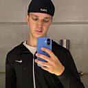 Знакомства: Сейт, 22 года, Симферополь