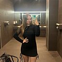 Знакомства: Юлия, 22 года, Москва