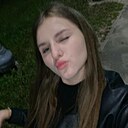 Знакомства: Карина, 18 лет, Смоленск