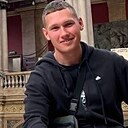 Знакомства: Святослав, 24 года, Чебаркуль