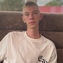 Знакомства: Антон, 18 лет, Москва