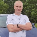 Знакомства: Вова, 29 лет, Жлобин