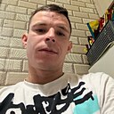 Знакомства: Виктор, 36 лет, Волосово