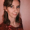 Знакомства: Виктория, 32 года, Североуральск