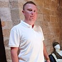 Знакомства: Макс, 35 лет, Новомосковск