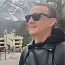 Знакомства: Александр, 33 года, Владивосток