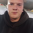 Знакомства: Артëм, 22 года, Омск